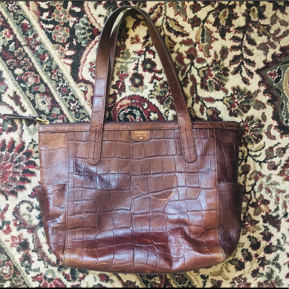 Fossil alligator leather purse